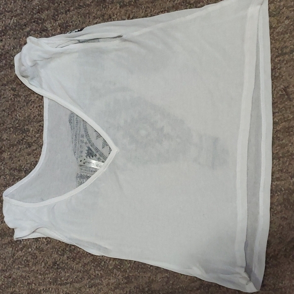 2 for $15 Ladies top size medium - Picture 2 of 2